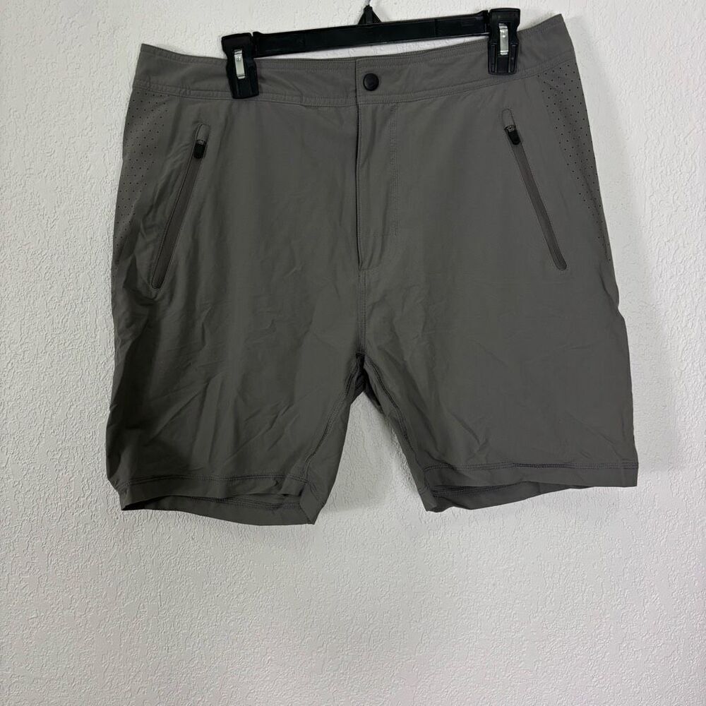 Mack Weldon Grey 4 Way Active Athletic Shorts Men’s Large
